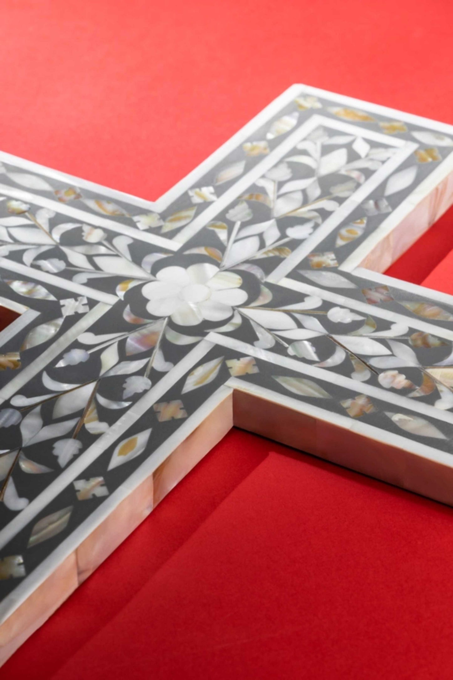 Jodhpur Mother of Pearl Wall Cross - Gray