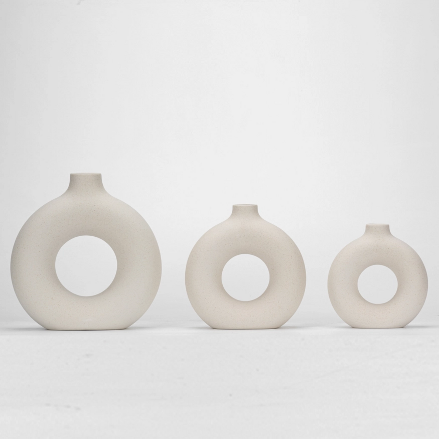 Ceramic Hollow Donut Vase Set 3, Off White