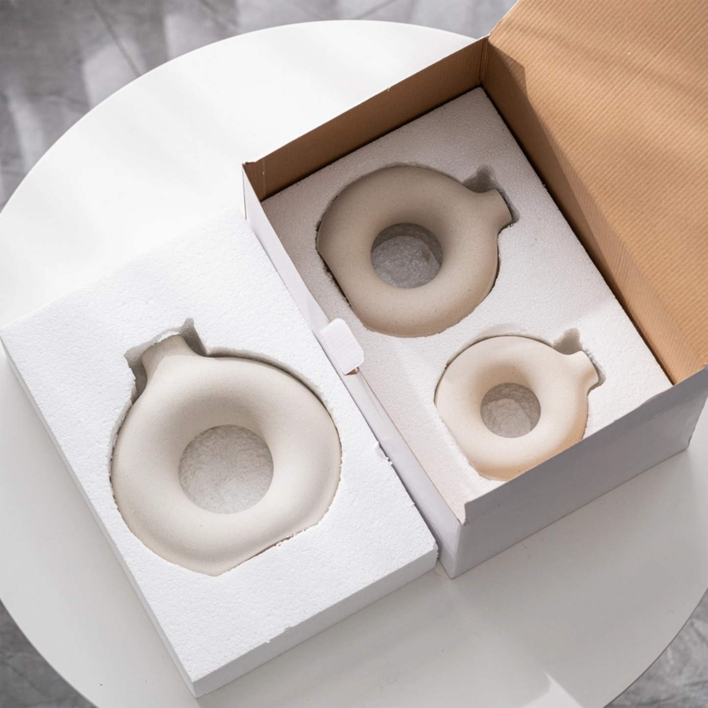 Ceramic Hollow Donut Vase Set 3, Off White